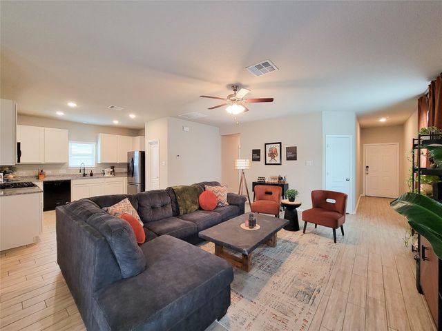 24802 Winema Woods Lane, Houston, TX 77336