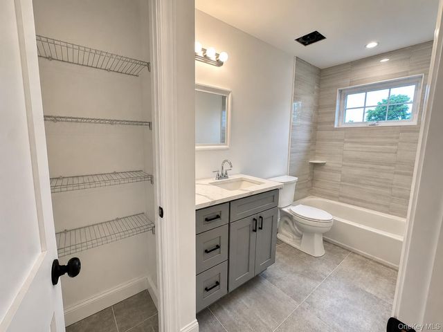 7 Edgewater Drive, Mastic Beach, NY 11951
