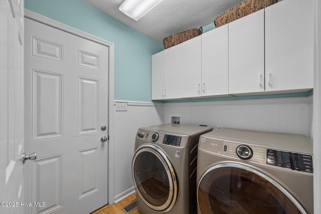 206 Lansing Court, Jacksonville, NC 28540