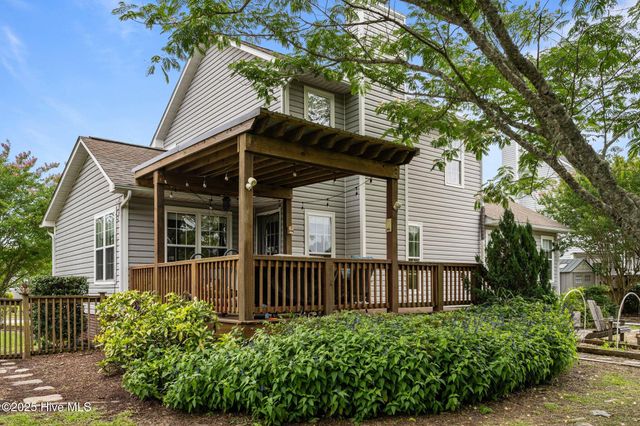 206 Lansing Court, Jacksonville, NC 28540