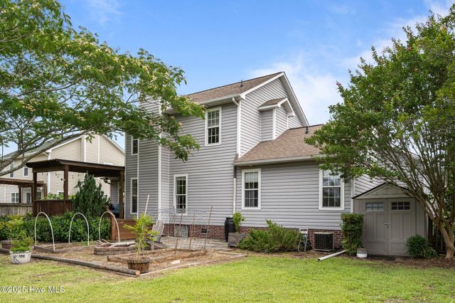 206 Lansing Court, Jacksonville, NC 28540