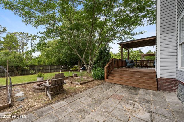 206 Lansing Court, Jacksonville, NC 28540
