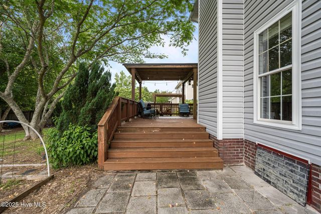 206 Lansing Court, Jacksonville, NC 28540