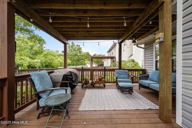 206 Lansing Court, Jacksonville, NC 28540