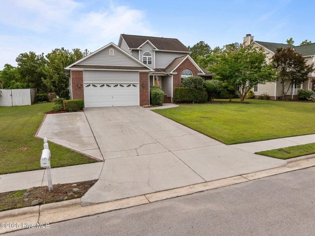 206 Lansing Court, Jacksonville, NC 28540