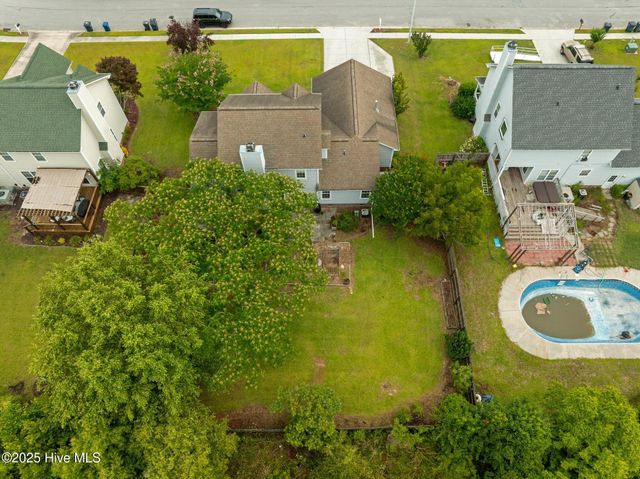 206 Lansing Court, Jacksonville, NC 28540