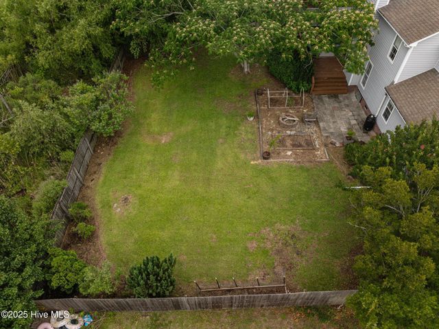 206 Lansing Court, Jacksonville, NC 28540