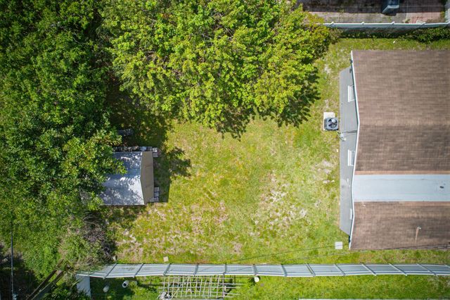 412 Broward Avenue, Greenacres, FL 33463