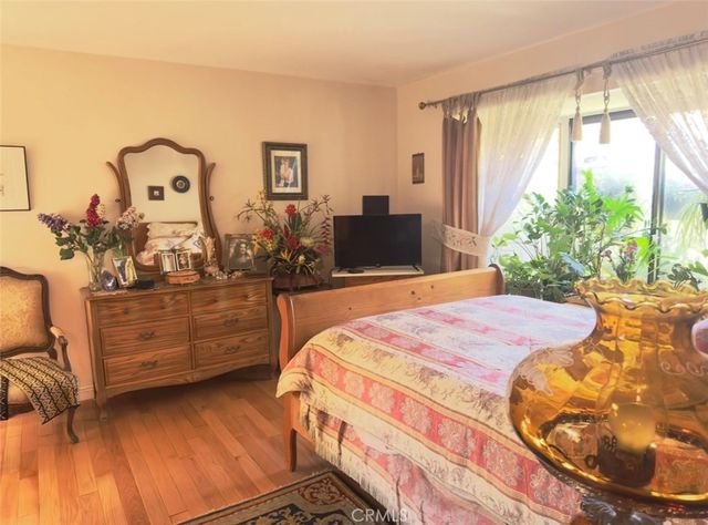 530 N Naomi, Burbank, CA 91505