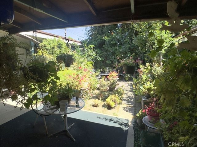 530 N Naomi, Burbank, CA 91505