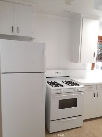 530 N Naomi, Burbank, CA 91505
