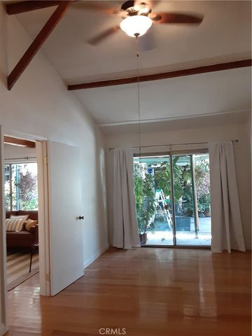 530 N Naomi, Burbank, CA 91505