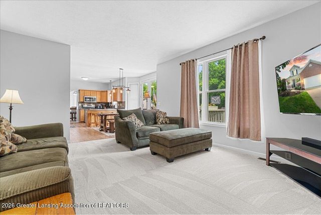 4659 Gables Wood Way, Webberville, MI 48892