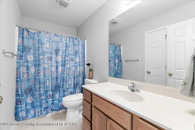 4659 Gables Wood Way, Webberville, MI 48892