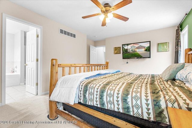 4659 Gables Wood Way, Webberville, MI 48892