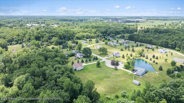 4659 Gables Wood Way, Webberville, MI 48892