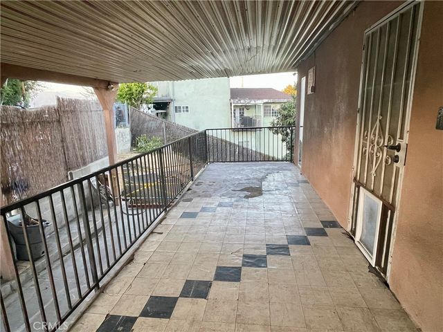 1182 N Bonnie Beach, Los Angeles, CA 90063