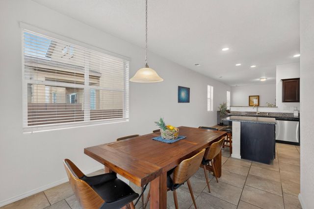5929 Sandoval Drive NE, Rio Rancho, NM 87144