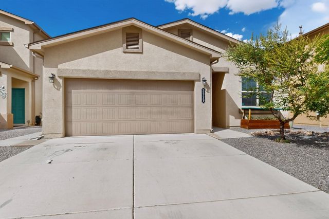 5929 Sandoval Drive NE, Rio Rancho, NM 87144