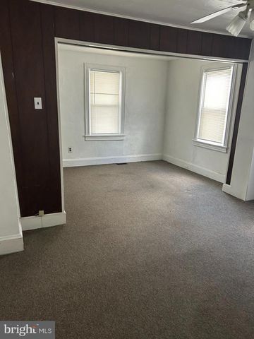 225-227 W BUCK ST, Paulsboro, NJ 08066