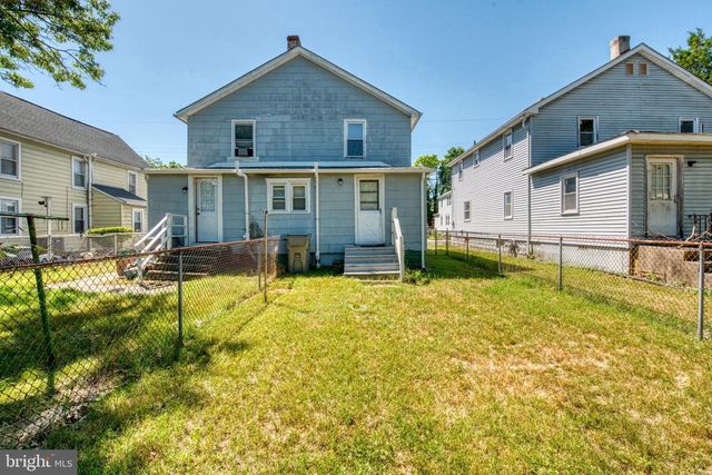 225-227 W BUCK ST, Paulsboro, NJ 08066