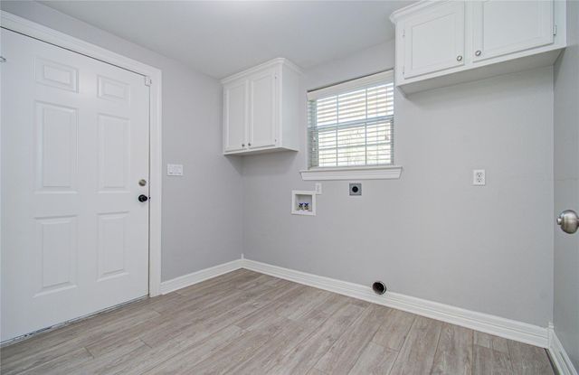 143 Briar Meadow, Huntsville, TX 77320