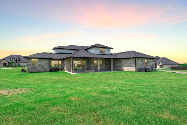 2387 NW 225th Street, Edmond, OK 73025