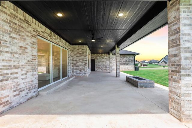 2387 NW 225th Street, Edmond, OK 73025