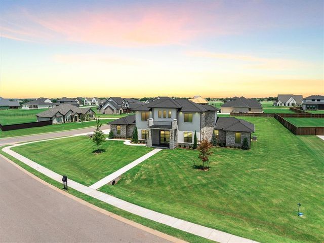 2387 NW 225th Street, Edmond, OK 73025