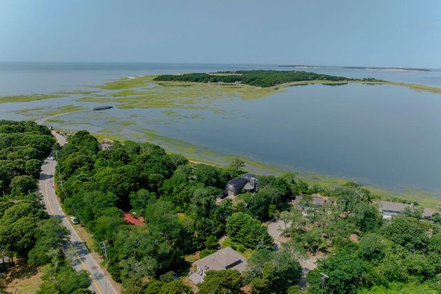 450 Lieutenant Island Road, Wellfleet, MA 02667