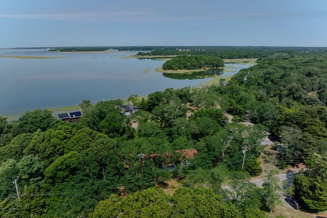 450 Lieutenant Island Road, Wellfleet, MA 02667