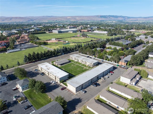 925 E 18th Avenue, Ellensburg, WA 98926