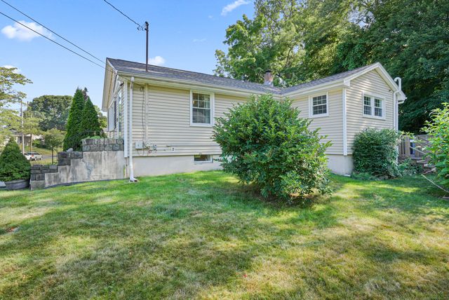 217 Macon Drive, Bridgeport, CT 06606