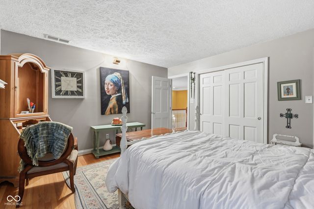 7515 W 96th Street, Zionsville, IN 46077