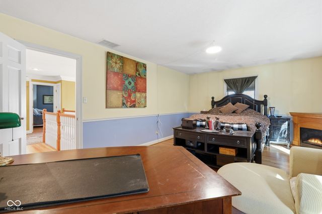 7515 W 96th Street, Zionsville, IN 46077