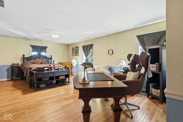 7515 W 96th Street, Zionsville, IN 46077