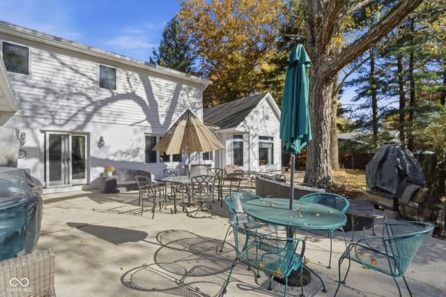 7515 W 96th Street, Zionsville, IN 46077