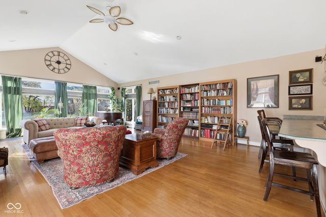 7515 W 96th Street, Zionsville, IN 46077