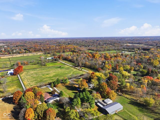 7515 W 96th Street, Zionsville, IN 46077