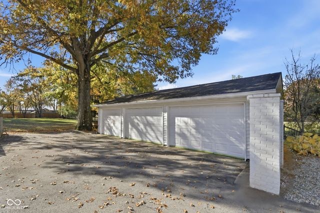 7515 W 96th Street, Zionsville, IN 46077