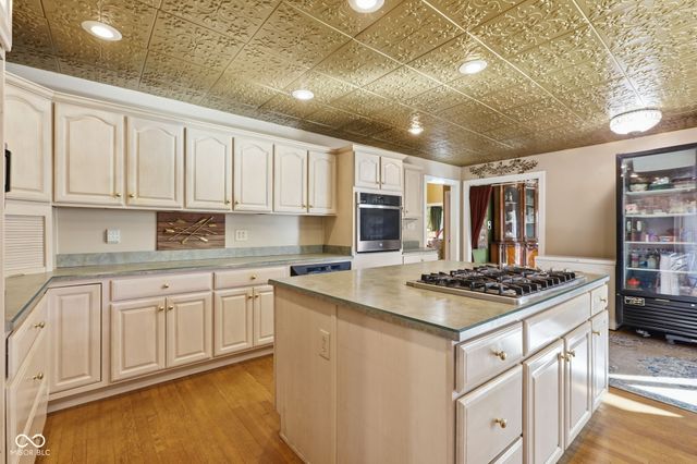 7515 W 96th Street, Zionsville, IN 46077