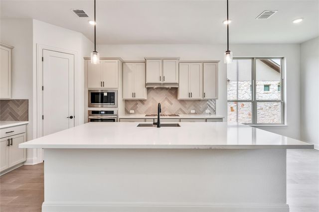 2204 Bayridge RD, Georgetown, TX 78628