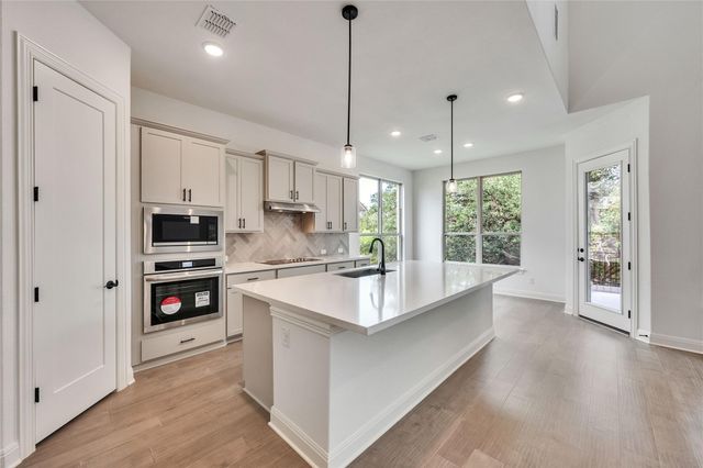 2204 Bayridge RD, Georgetown, TX 78628