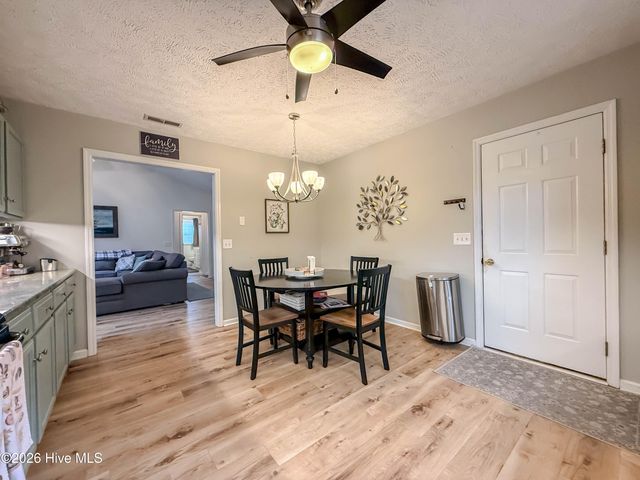 537 Chattooga Place Drive, Wilmington, NC 28412