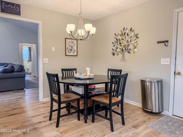 537 Chattooga Place Drive, Wilmington, NC 28412