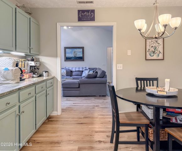 537 Chattooga Place Drive, Wilmington, NC 28412