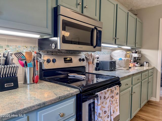 537 Chattooga Place Drive, Wilmington, NC 28412