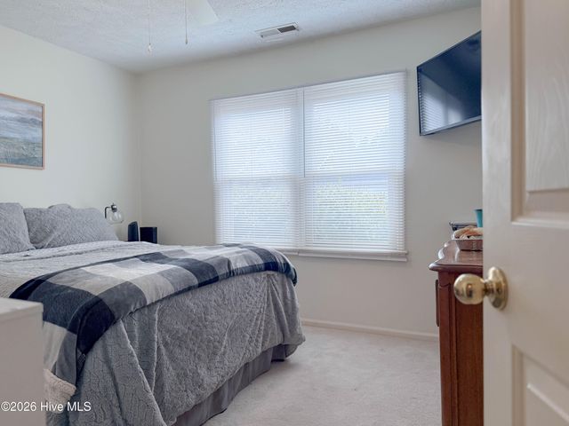 537 Chattooga Place Drive, Wilmington, NC 28412