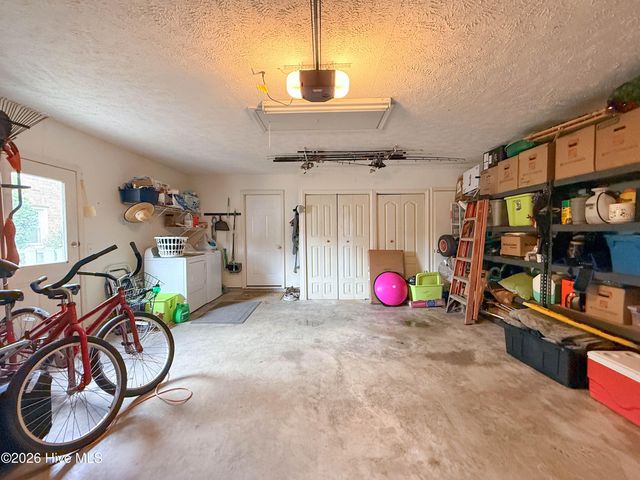 537 Chattooga Place Drive, Wilmington, NC 28412