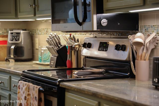 537 Chattooga Place Drive, Wilmington, NC 28412